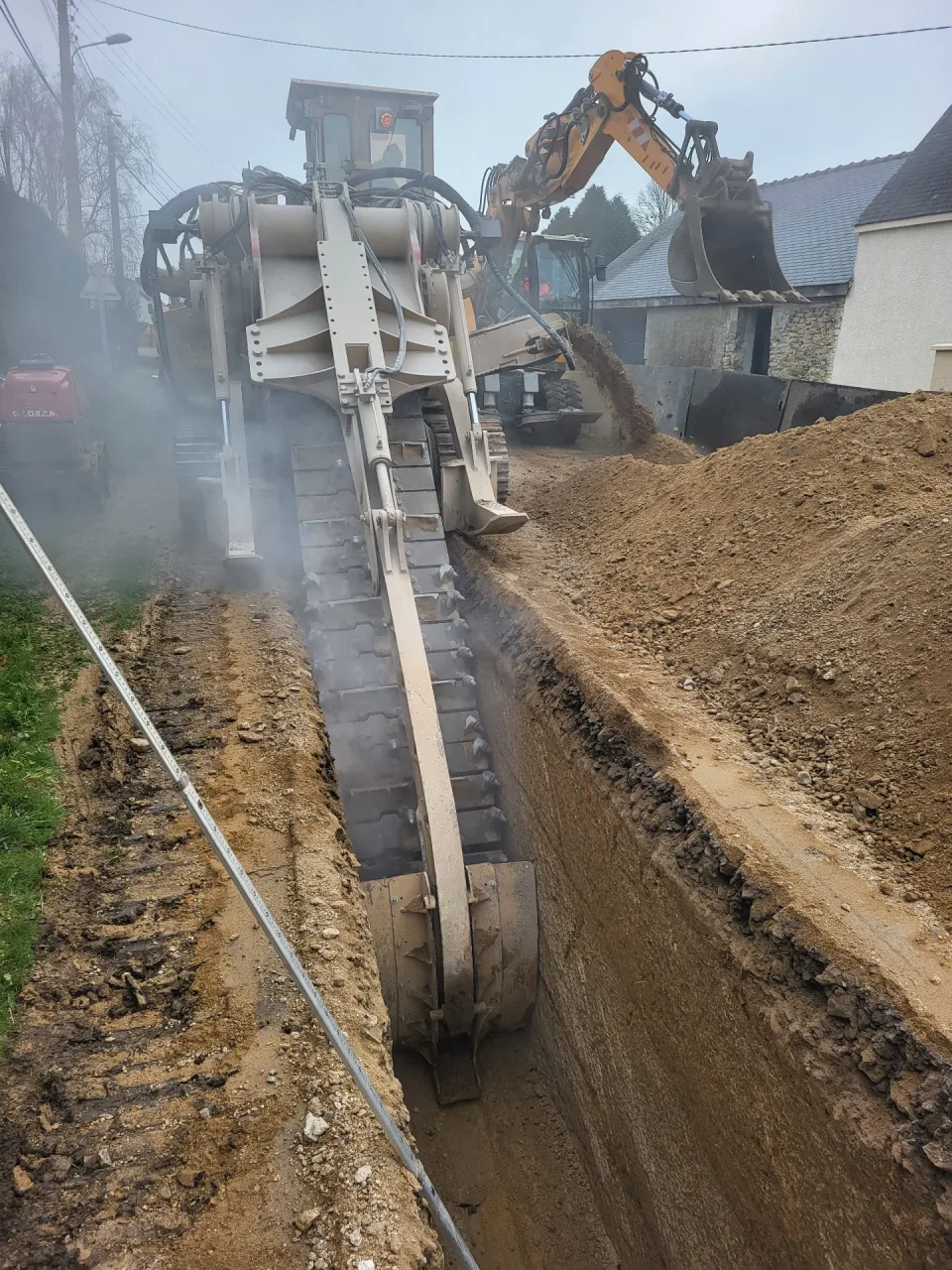 Création d'un réseau EU en terrain rocheux - Villages d'Er & Hélé, Donges